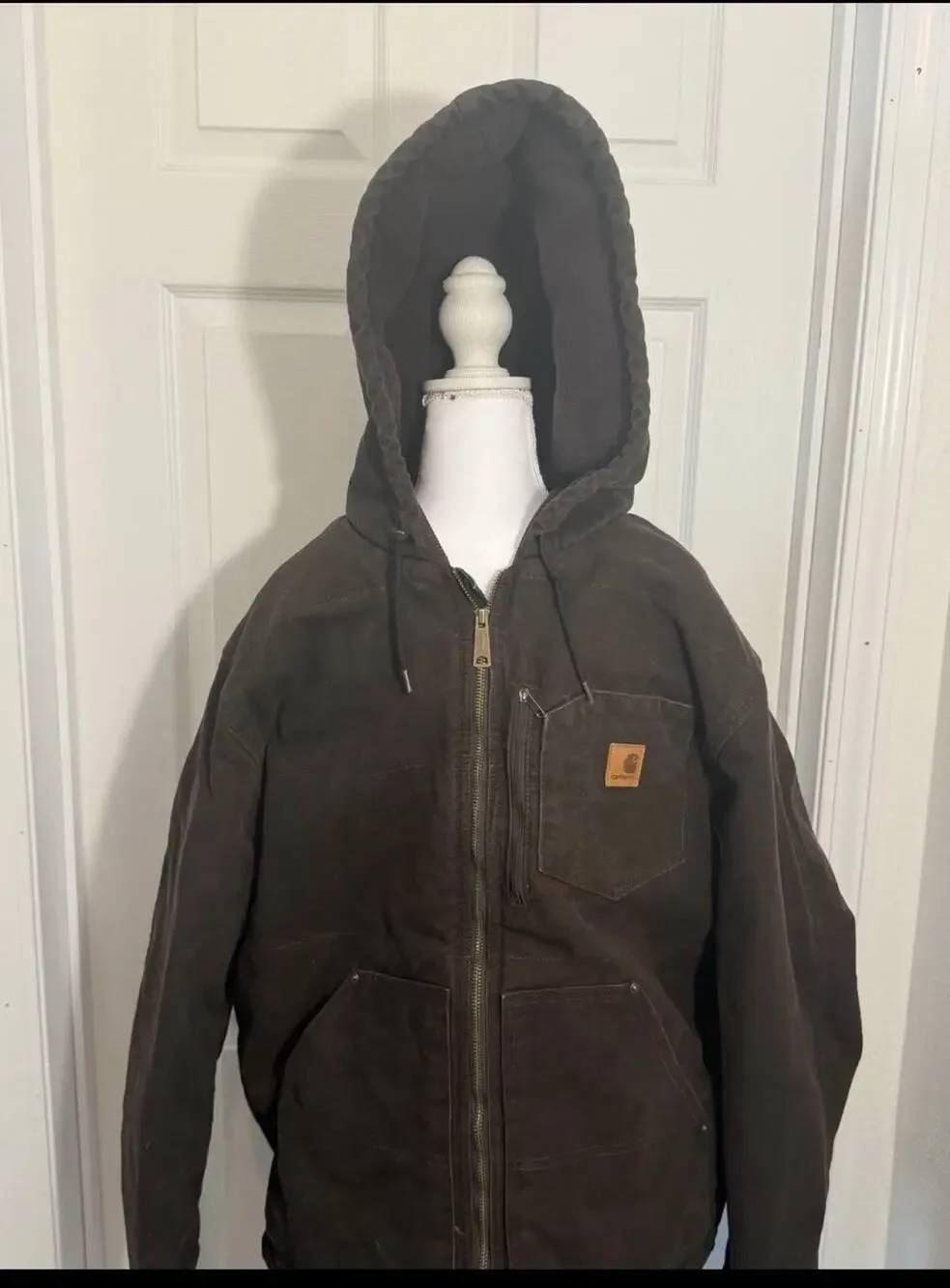 This is a Carhartt Chapman Jacket (Style #100729